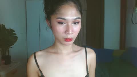angela online show from December 7, 2:53 am