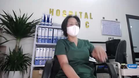 Snapshot of angela_my chatting on July 11, 4:32 pm angela_my online show from July 11, 4:32 pm