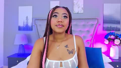 Angela Roberts online show from December 5, 4:43 am