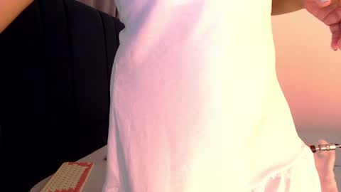 Angela online show from February 4, 12:08 am