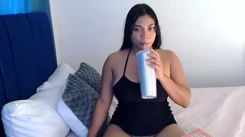 Angela online show from March 9, 1:37 pm