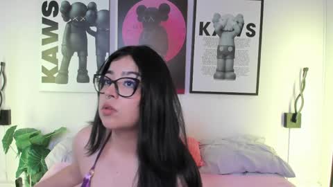 Snapshot of angela_smitth chatting on May 11, 10:51 pm Angela online show from May 11, 10:51 pm