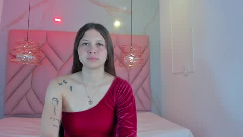 Snapshot of angelaa_cute chatting on May 11, 12:11 pm ANGELA online show from May 11, 12:11 pm