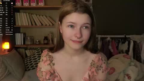 Mary online show from February 7, 11:03 am