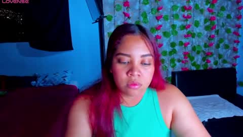 Snapshot of angelacoffee chatting on May 12, 11:35 pm Angela online show from May 12, 11:35 pm