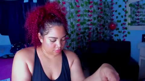 Snapshot of angelacoffee chatting on June 12, 10:52 pm Angela online show from June 12, 10:52 pm