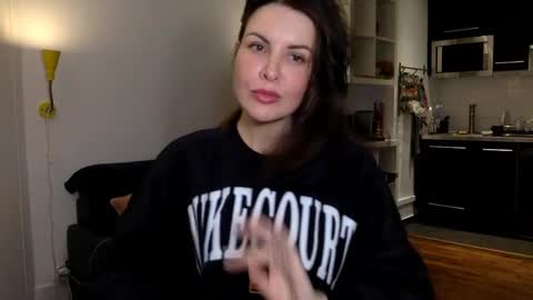 Snapshot of angeladarkk chatting on January 26, 9:40 pm Angela online show from January 26, 9:40 pm