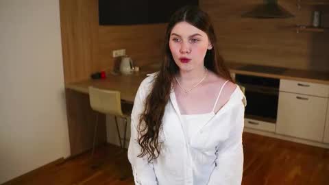 Snapshot of angelalantaff chatting on December 2, 5:35 am Olivia online show from December 2, 5:35 am