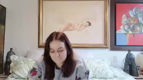 Snapshot of angelamax1 chatting on June 9, 11:22 am Max y Angela independent model online show from June 9, 11:22 am