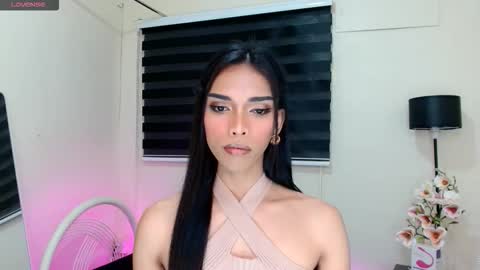 Snapshot of angelamonroe chatting on September 26, 4:11 pm SENORITA online show from September 26, 4:11 pm