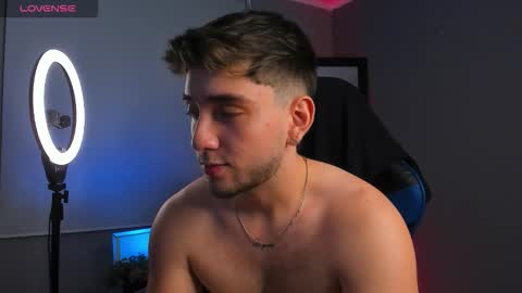 angelbell19 online show from November 25, 2:11 am