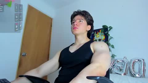 Snapshot of angelbennet_ chatting on July 20, 10:01 pm Angel Bennet online show from July 20, 10:01 pm