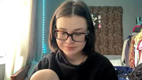 angelcatier online show from June 20, 2:20 pm
