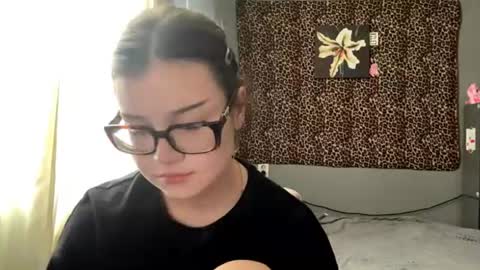 angelcatier online show from August 8, 2:08 pm