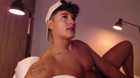 Snapshot of angelcossio chatting on February 27, 12:10 am Angel online show from February 27, 12:10 am