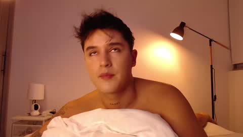 Angel online show from November 2, 12:24 am