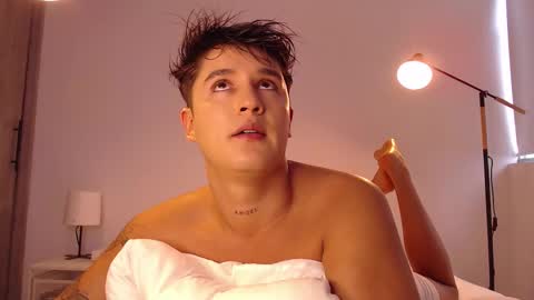 Angel online show from November 24, 7:02 pm