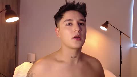 Snapshot of angelcossio chatting on January 17, 7:17 pm Angel online show from January 17, 7:17 pm