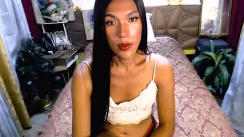 Snapshot of angeldark_satisfactionxxx chatting on February 26, 9:32 am ANGELDARK online show from February 26, 9:32 am