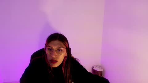 angele online show from February 23, 8:06 pm