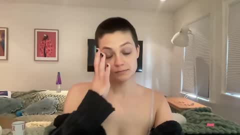 Snapshot of angeleleven11 chatting on March 2, 5:47 pm angeleleven11 online show from March 2, 5:47 pm