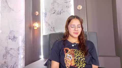 angel online show from April 4, 11:40 am