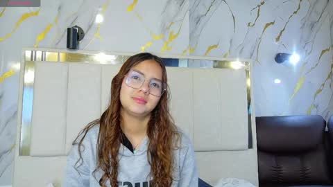 Snapshot of angeles_azul chatting on May 25, 1:06 pm angel online show from May 25, 1:06 pm