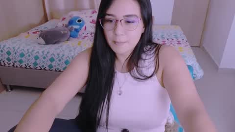 Snapshot of angeleslinda chatting on December 14, 10:39 pm anastasia online show from December 14, 10:39 pm