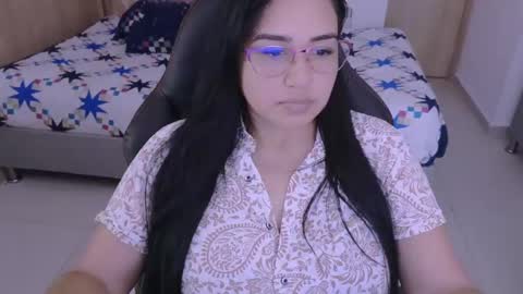 Snapshot of angeleslinda chatting on January 18, 7:37 pm anastasia online show from January 18, 7:37 pm