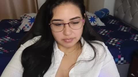 Snapshot of angeleslinda chatting on March 4, 7:01 pm anastasia online show from March 4, 7:01 pm