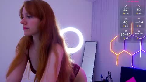 Snapshot of angelfleur chatting on June 14, 1:25 am Angela online show from June 14, 1:25 am