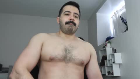 Angel Fusco online show from May 6, 2:11 pm