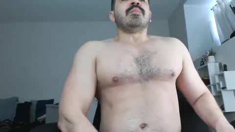 Angel Fusco online show from May 12, 6:27 pm