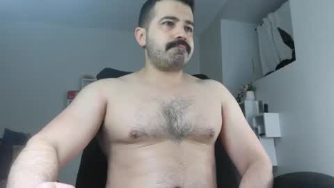 Angel Fusco online show from May 15, 4:19 am