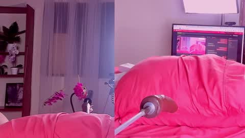 Angeli  online show from January 25, 6:55 am