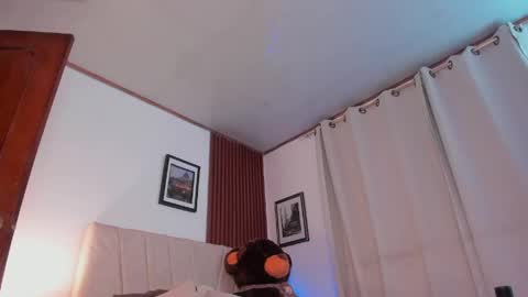 Carolina online show from June 8, 12:14 am