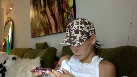 Snapshot of angelia01m chatting on September 14, 9:25 pm angelia01m online show from September 14, 9:25 pm