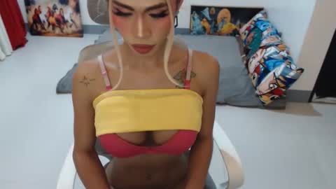 DIVINE ANGEL online show from November 27, 12:46 am