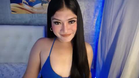 Snapshot of angelic_girlxx chatting on February 15, 12:18 am Angie online show from February 15, 12:18 am