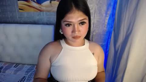 Snapshot of angelic_girlxx chatting on March 9, 11:36 am Angie online show from March 9, 11:36 am