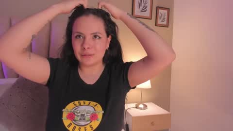 Snapshot of angelica_cross chatting on May 26, 8:27 pm Angelica Cross online show from May 26, 8:27 pm