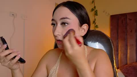 Snapshot of angelicaa_garcia chatting on June 1, 12:07 pm angelicaa_garcia online show from June 1, 12:07 pm