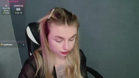 Snapshot of angelicablanch chatting on October 11, 10:52 pm angelicablanch online show from October 11, 10:52 pm