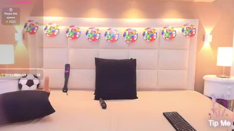 Snapshot of angelicamason chatting on June 30, 10:44 pm Angelica online show from June 30, 10:44 pm