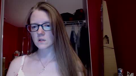 AngelicAngel online show from February 3, 6:45 am