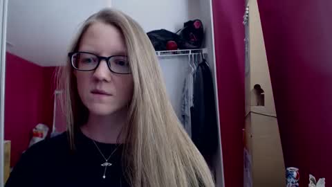 AngelicAngel online show from February 11, 11:01 pm