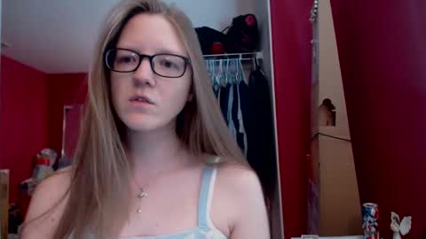 AngelicAngel online show from February 25, 6:31 pm