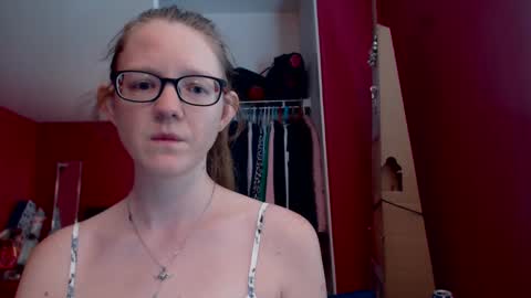 AngelicAngel online show from October 1, 5:30 pm