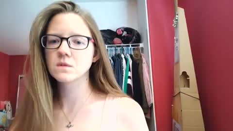 Snapshot of angelicangel3 chatting on July 3, 8:37 pm AngelicAngel online show from July 3, 8:37 pm