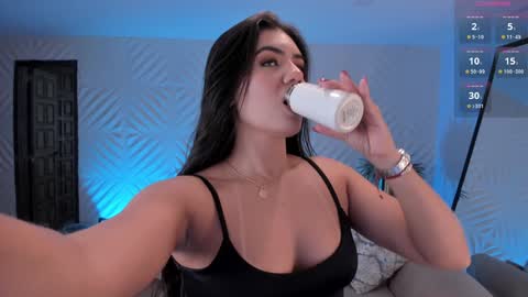 Snapshot of angelicavega_ chatting on January 24, 6:04 pm Angelica Vega online show from January 24, 6:04 pm